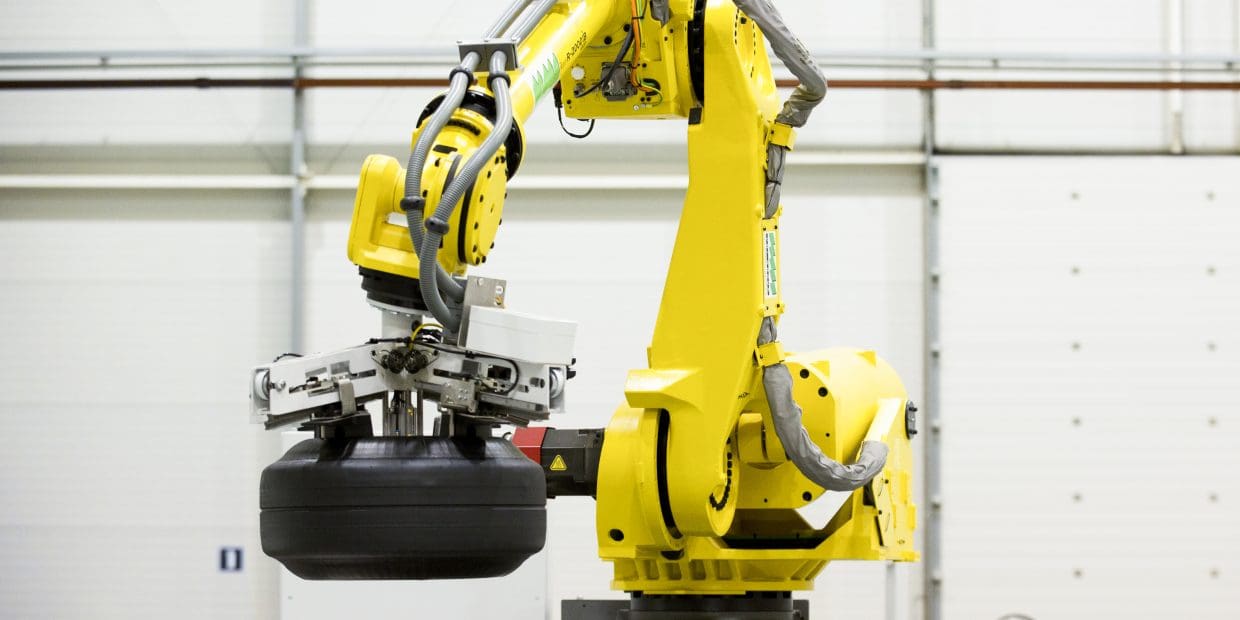 VMI TIRE MAXX 2013 0087 edit